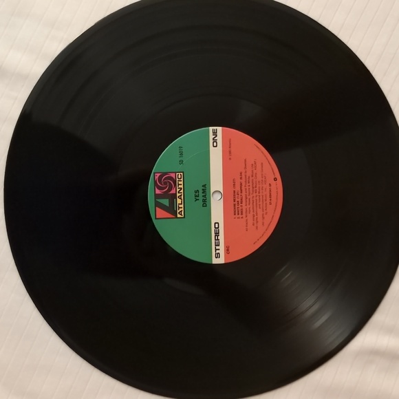 Vintage YES DRAMA Vinyl LP Record Album - Picture 8 of 11